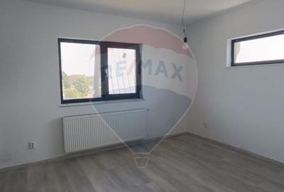 Casă individuală cu 5 camere cu Teren 500 Mp în Tâncăbești - 14