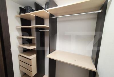 Apartament cu 4 camere decomandat, mobilat în Central