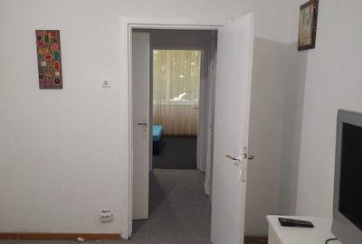 Apartament cu 3 camere decomandat în Exterior Vest - 7