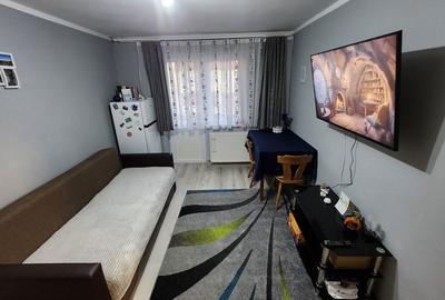 Apartament cu 2 camere semidecomandat în Exterior Vest