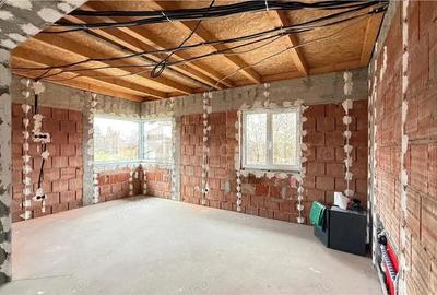 Casa de vanzare in Mocira - 2