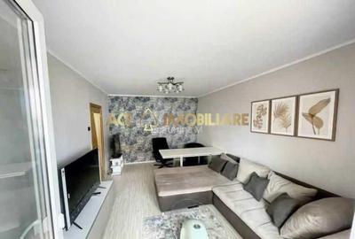 Apartament cu 2 camere decomandat, mobilat în Victoriei