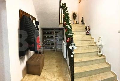 Casă cu 7 camere cu Teren 647 Mp în Cetate - 17