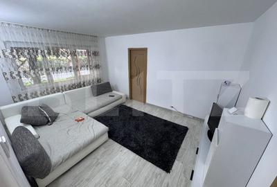 Apartament de vanzare, 2 camere, 45 mp, zona Micro 11