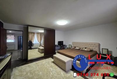 Apartament cu 4 camere decomandat în Central - 1