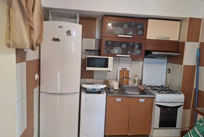 Apartament cu 2 camere decomandat în Titan - 3