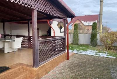 Casă cu 4 camere cu Teren 1050 Mp în Central - 16