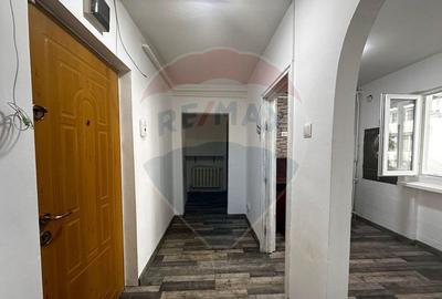 Spa?iu comercial in zona Asirom - 5