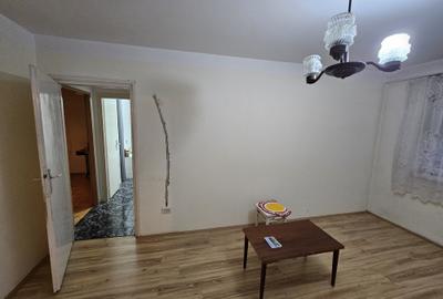 Apartament 3 camere, etaj intermediar, Piața Victoriei, comision 0% - 6