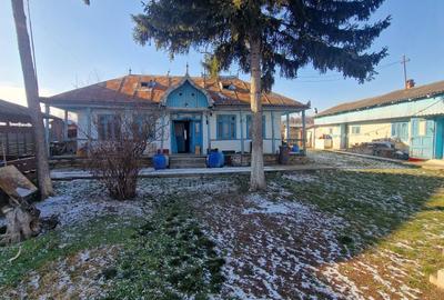 Casă cu 3 camere în Coșula - 2