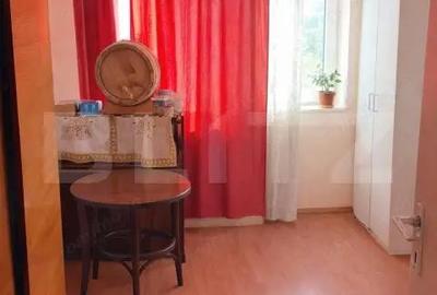 Apartament cu 4 camere decomandat în Central - 4