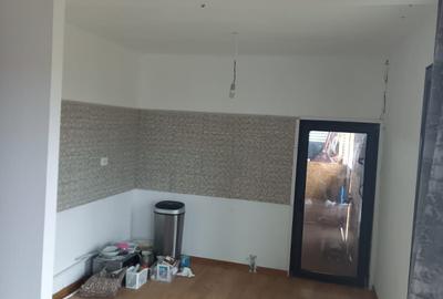 Casă cu 3 camere în Dascălu - 2