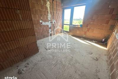 Casă cu 4 camere cu Teren 657 Mp în Micești - 2