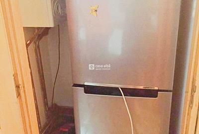 Garsonieră decomandată, mobilată în Bd. Independenței - 4