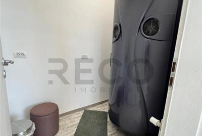 Spațiu comercial, de 54 mp, în Central