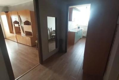 Vand apartament cu 2 camere decomandate in Marghita - 1