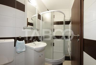 Pensiune de vanzare 10 camere 10 bai 343 mp utili Paltinis S - 25