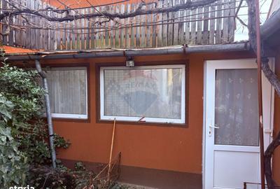 Casă cu 3 camere cu Teren 150 Mp în Central - 12