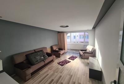 Apartament cu 2 camere decomandat în Craiter