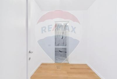 Apartament cu 3 camere decomandat în Nord - 9