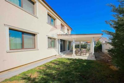 Casă cu 4 camere cu Teren 925 Mp în Nufărul - 17