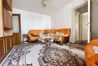 Apartament cu 3 camere, etaj intermediar, zona Sagului - 2