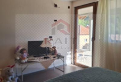 Casă individuală cu 4 camere cu Canalizare în Corbeni - 16
