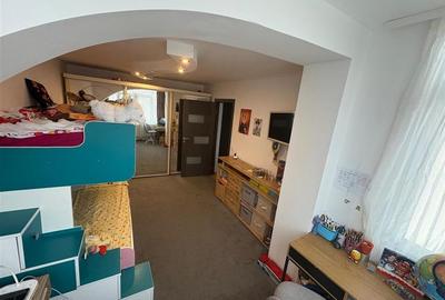 Apartament cu 2 camere decomandat, mobilat în Hipodrom 3 - 21