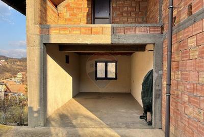 Casa Noua pe 3 niveluri in Media? zona Baznei - prive... - 7