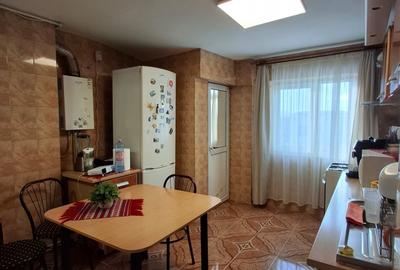 Apartament cu 4 camere decomandat, mobilat în Măgurele - 11
