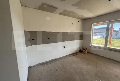 Casă cu 3 camere cu Teren 1300 Mp în Central - 4