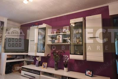 Apartament cu 3 camere decomandat în 9 Mai - 12