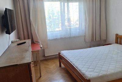 Garsonieră decomandată, mobilată în Complex Studențesc - 2