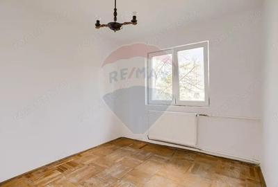 Apartament 3 camere, locatie excelenta, zona Romanilor- - 2