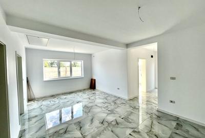 Duplex cu 3 camere cu Canalizare în Moșnița Veche - 3