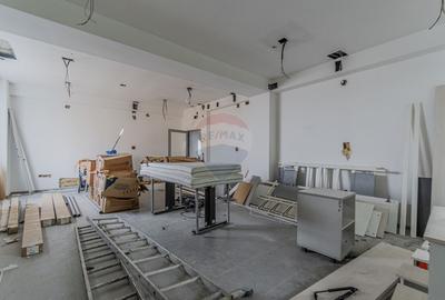 Cladire de 902 mp utili de vanzare, zona Grivitei - DN 13, COMISION 0 - 31