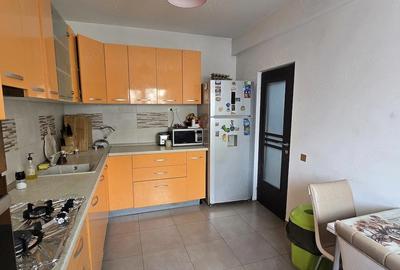 Casă cu 4 camere cu Teren 244 Mp în Central - 4