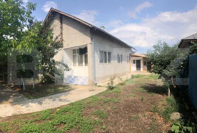 Casa individuala cu 4 camere, teren 2906 mp, la 3 km de Gaesti