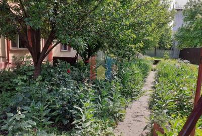 Casa 4 cam boltari teren= 670 mp toate utilitatile Chercea- - 2