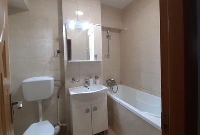 Apartament cu 2 camere decomandat în Central - 3
