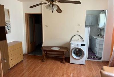 Apartament cu 2 camere decomandat în Central - 3