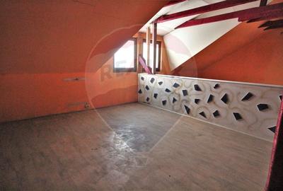 Proprietate specială, de 904 mp, în Central - 15