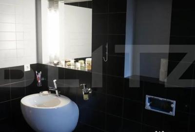 Apartament cu 5 camere decomandat în Policlinica - 4