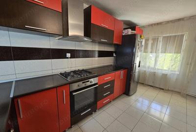 Casă cu 6 camere cu Teren 293 Mp în Năvodari - 12