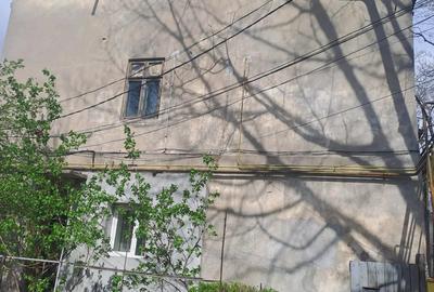 Vand casa Plevna cu republicii - 1