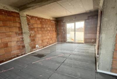 Casă cu 4 camere cu Teren 300 Mp în Șura Mică - 18