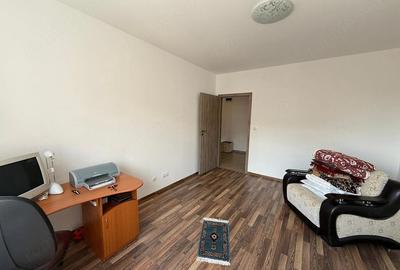 Apartament cu 2 camere decomandat în Pietroasa - 7