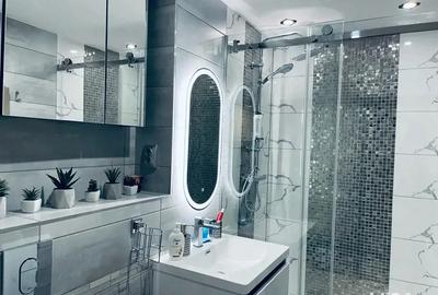 Inchiriez apartament Rovine