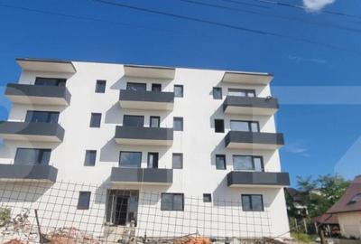 Apartament de vanzare, cu 2 camere, bloc nou, parcare si bal - 2