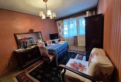 Apartament cu 3 camere decomandat în 1 Mai - 6